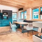 Vivazilare Loft - By Alpenluxus Collection Holiday home Fuegen