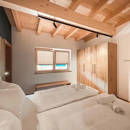 Alpenluxus Presents Vivazilare Loft - Balcony Und Car Park Apartment