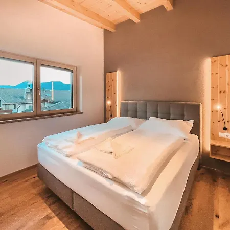 Alpenluxus Presents Vivazilare Loft - Balcony Und Car Park Apartment Fuegen