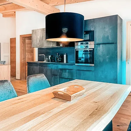 Alpenluxus Presents Vivazilare Loft - Balcony Und Car Park Apartment Fuegen
